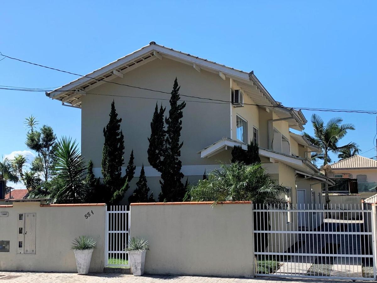 Casa Em Joinville, Ampla, Moderna, 3 Qtos Exterior foto